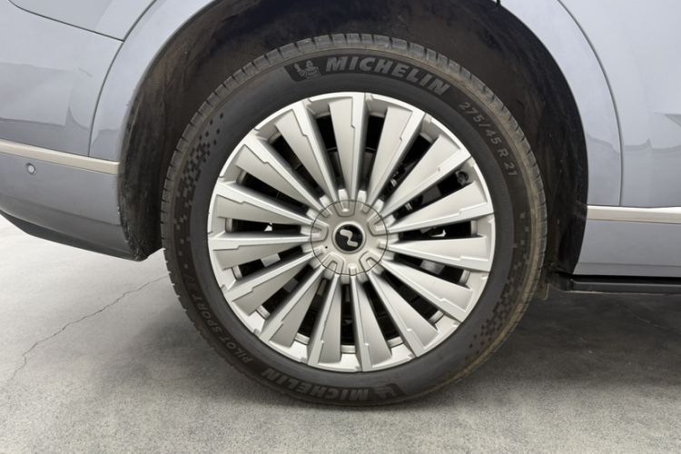 Used ONVO Luxeed L90 2025 Model—Max Six-Seater Version Exterior 8