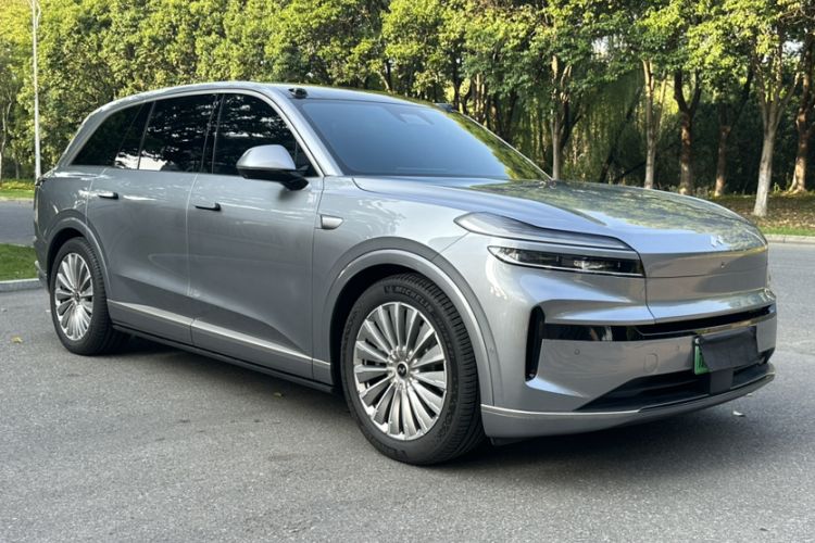Used ONVO Luxeed L90 2025 Model—Max Six-Seater Version Exterior 9