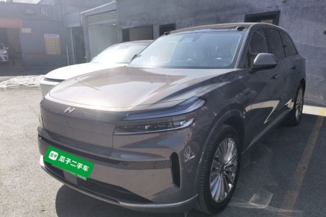 Used ONVO Luxeed L90 2025 Model—Ultra Six-Seater Version