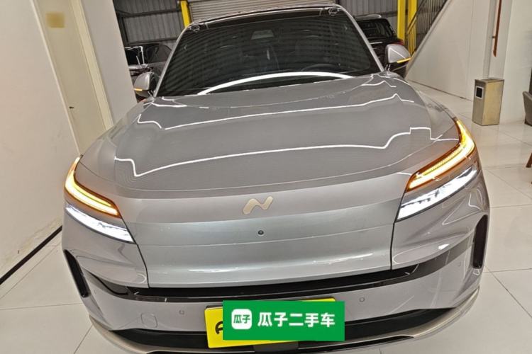Used ONVO Luxeed L90 2025 Model—Max Six-Seater Version Front