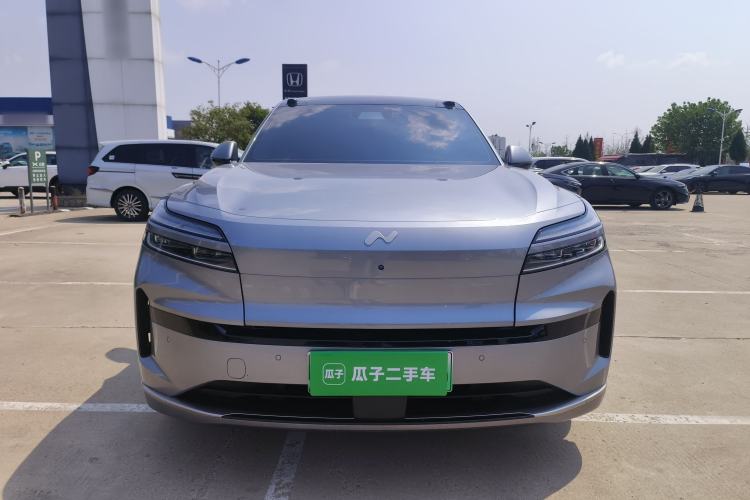 Used ONVO Luxeed L90 2025 Model—Max Six-Seater Version Front