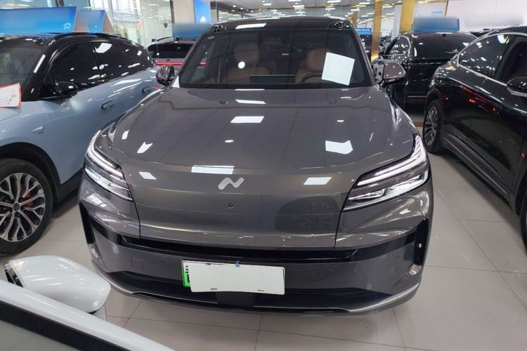 Used ONVO Luxeed L90 2025 Model Max Six-Seater 60-degree Battery Edition Front