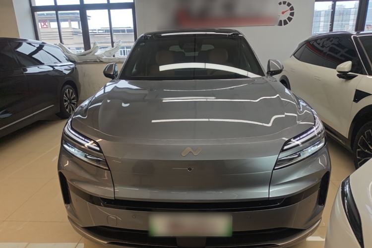 Used ONVO Luxeed L90 2025 Model—Max Six-Seater Version Front