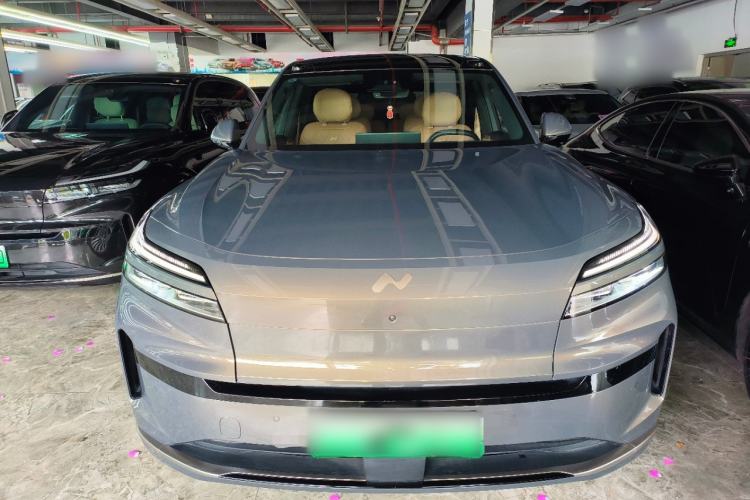 Used ONVO Luxeed L90 2025 Model—Ultra Six-Seater Version Front
