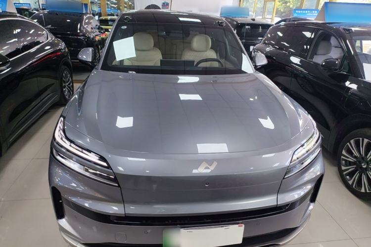 Used ONVO Luxeed L90 2025 Model Ultra Six-Seater 60-degree Battery Edition Front