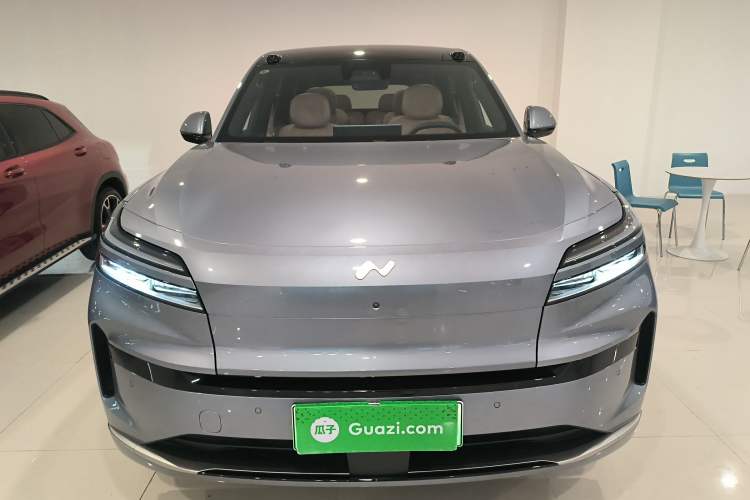 Used ONVO Luxeed L90 2025 Model—Max Six-Seater Version Front