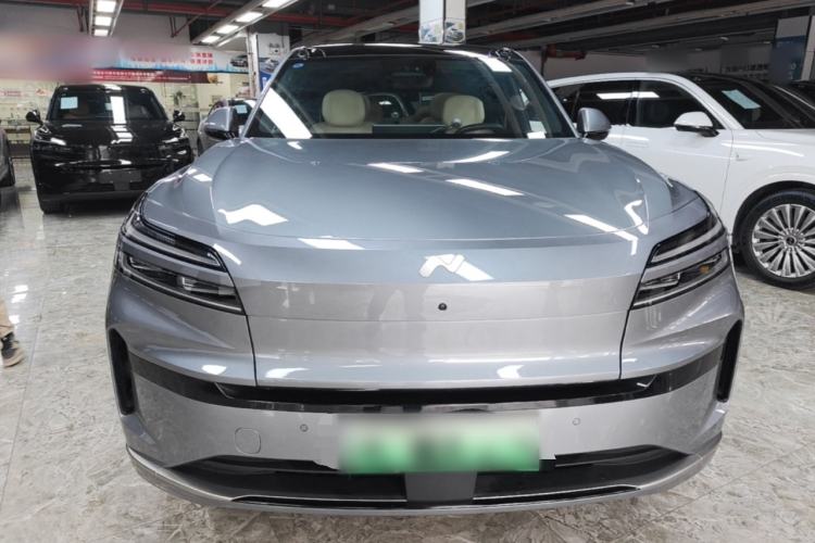 Used ONVO Luxeed L90 2025 Model—Max Six-Seater Version Front