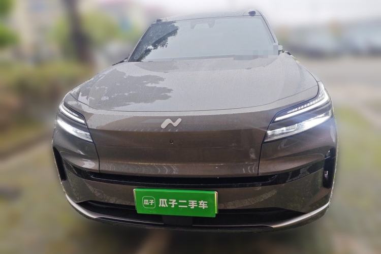 Used ONVO Luxeed L90 2025 Model—Max Six-Seater Version Front