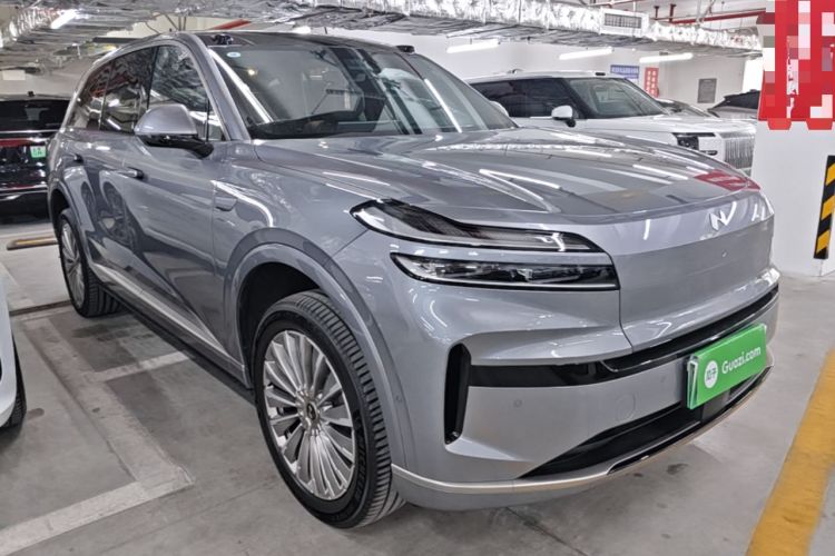 Used ONVO Luxeed L90 2025 Model—Max Six-Seater Version Front Right 45 Deg