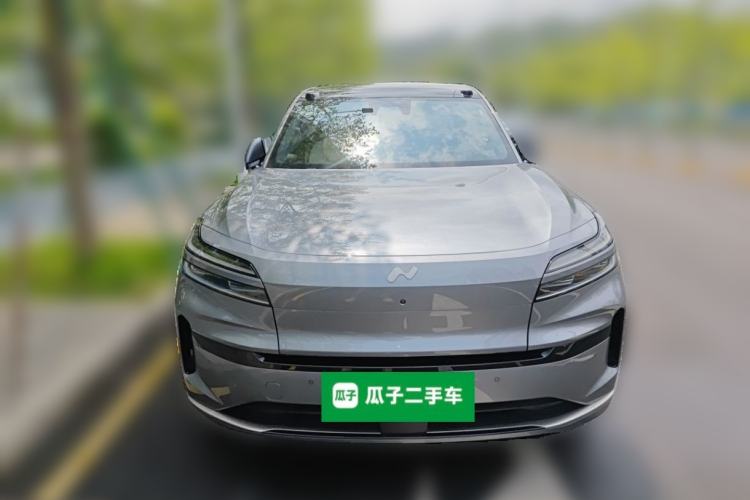 Used ONVO Luxeed L90 2025 Model—Max Six-Seater Version Front