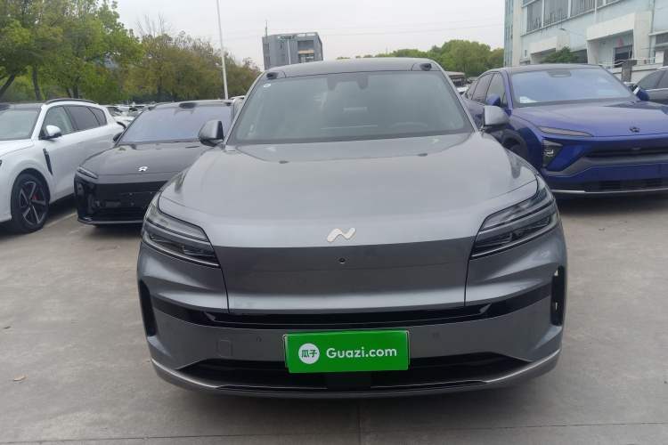 Used ONVO Luxeed L90 2025 Model—Ultra Six-Seater Version Front