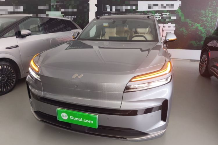 Used ONVO Luxeed L90 2025 Model—Ultra Six-Seater Version Front