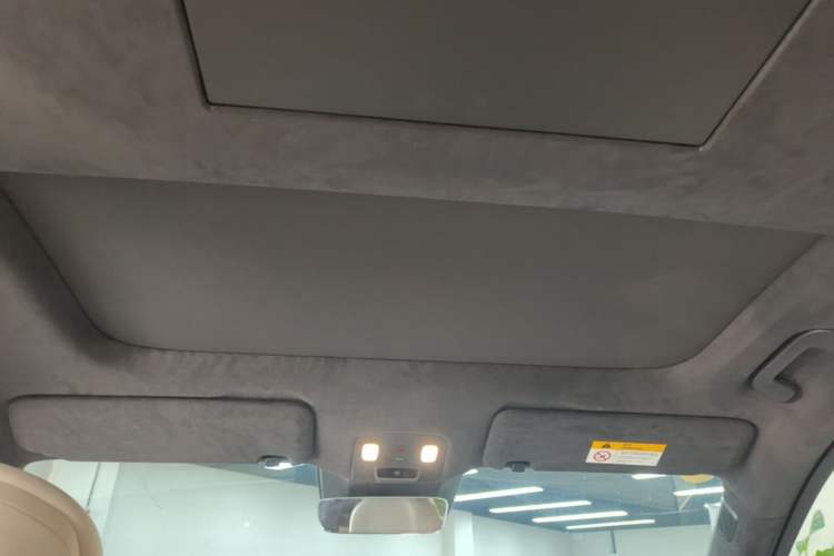 Used ONVO Luxeed L90 2025 Model Ultra Six-Seater 60-degree Battery Edition Headliner