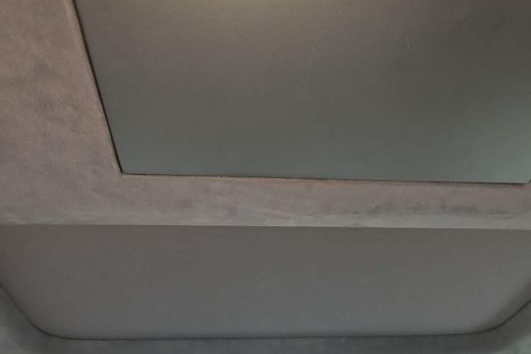 Used ONVO Luxeed L90 2025 Model—Max Six-Seater Version Headliner