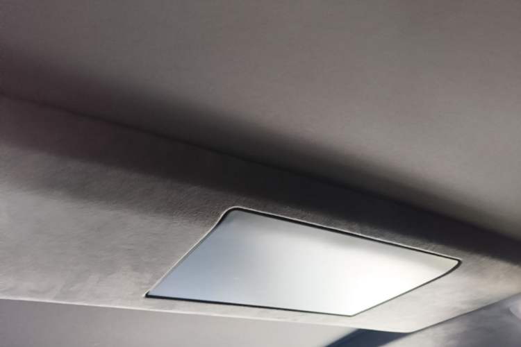 Used ONVO Luxeed L90 2025 Model Max Six-Seater 60-degree Battery Edition Headliner