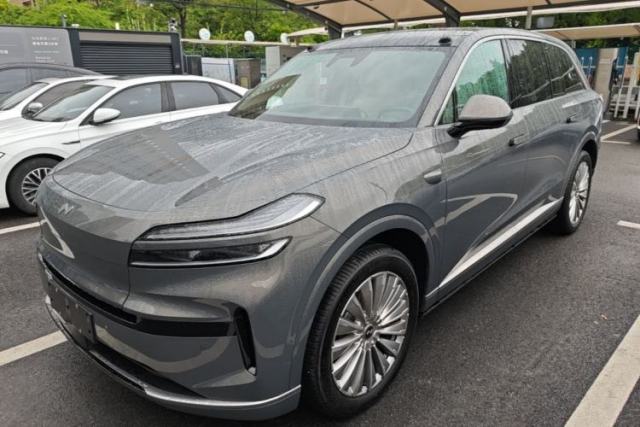 Used ONVO Luxeed L90 2025 Model—Ultra Six-Seater Version