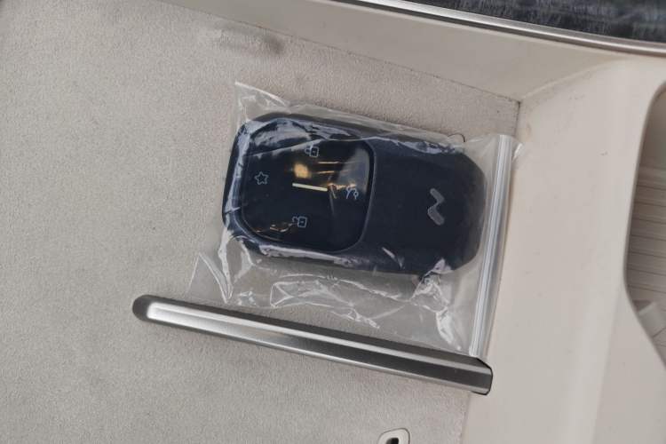 Used ONVO Luxeed L90 2025 Model—Max Six-Seater Version Interior 1