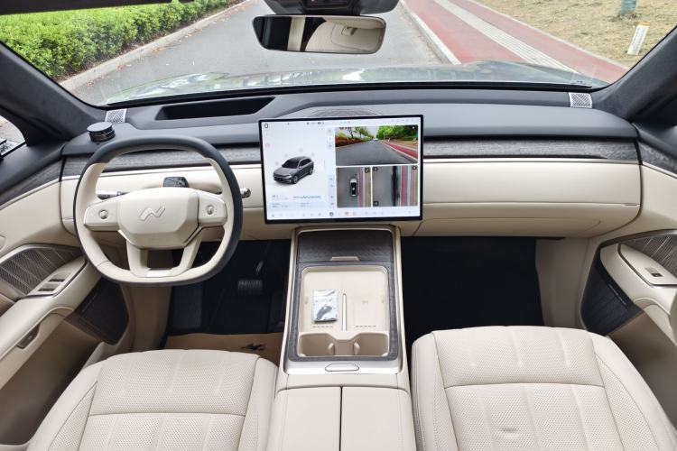 Used ONVO Luxeed L90 2025 Model—Max Six-Seater Version Interior 11