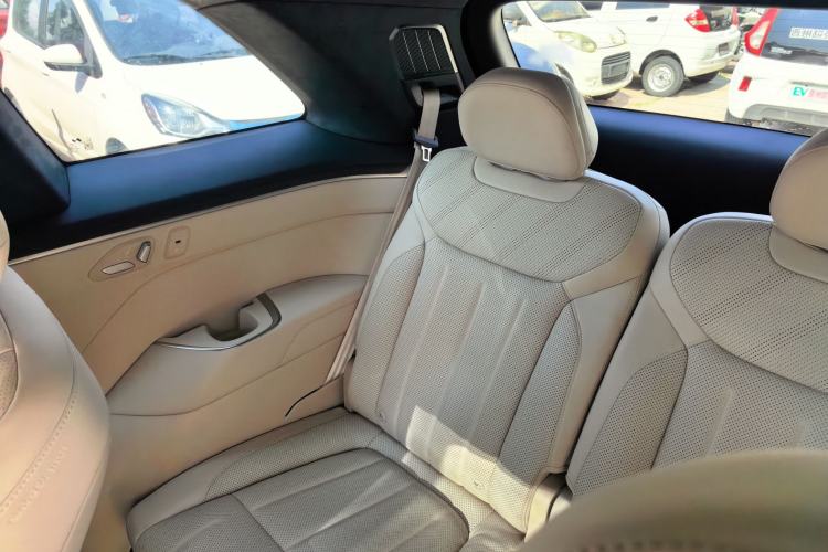 Used ONVO Luxeed L90 2025 Model—Ultra Six-Seater Version Interior 11