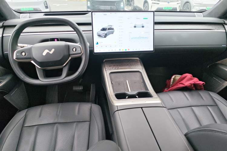 Used ONVO Luxeed L90 2025 Model—Max Six-Seater Version Interior 2