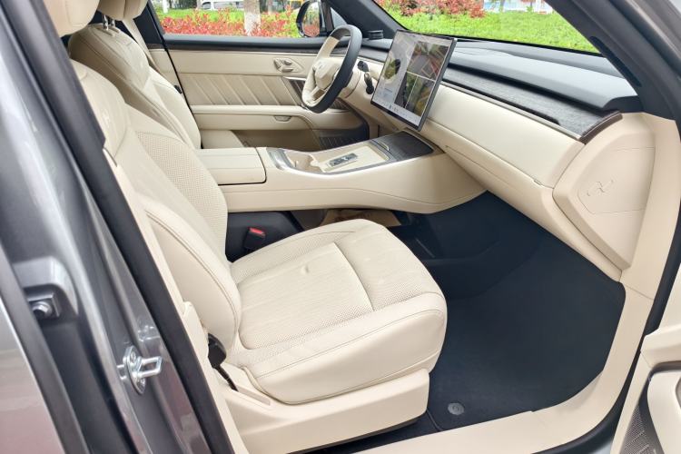 Used ONVO Luxeed L90 2025 Model—Max Six-Seater Version Interior 3