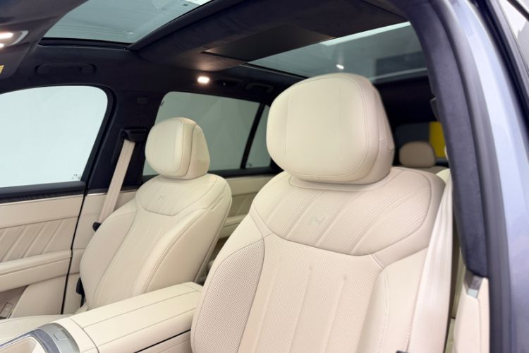 Used ONVO Luxeed L90 2025 Model—Max Six-Seater Version Interior 3