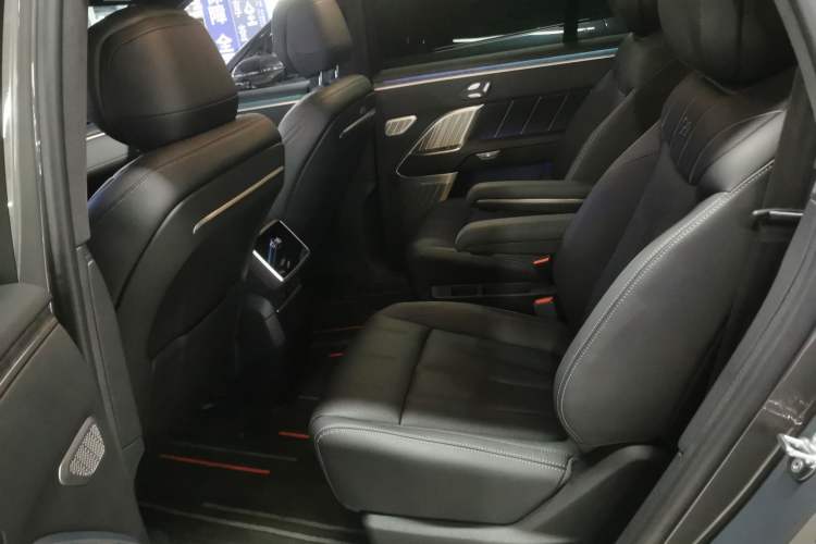 Used ONVO Luxeed L90 2025 Model—Max Six-Seater Version Interior 4