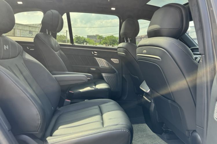 Used ONVO Luxeed L90 2025 Model—Max Six-Seater Version Interior 4