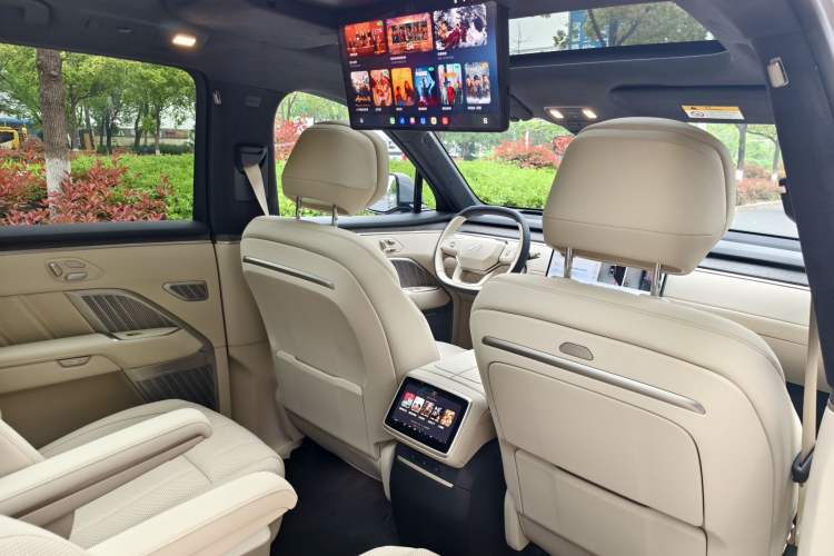 Used ONVO Luxeed L90 2025 Model—Max Six-Seater Version Interior 6