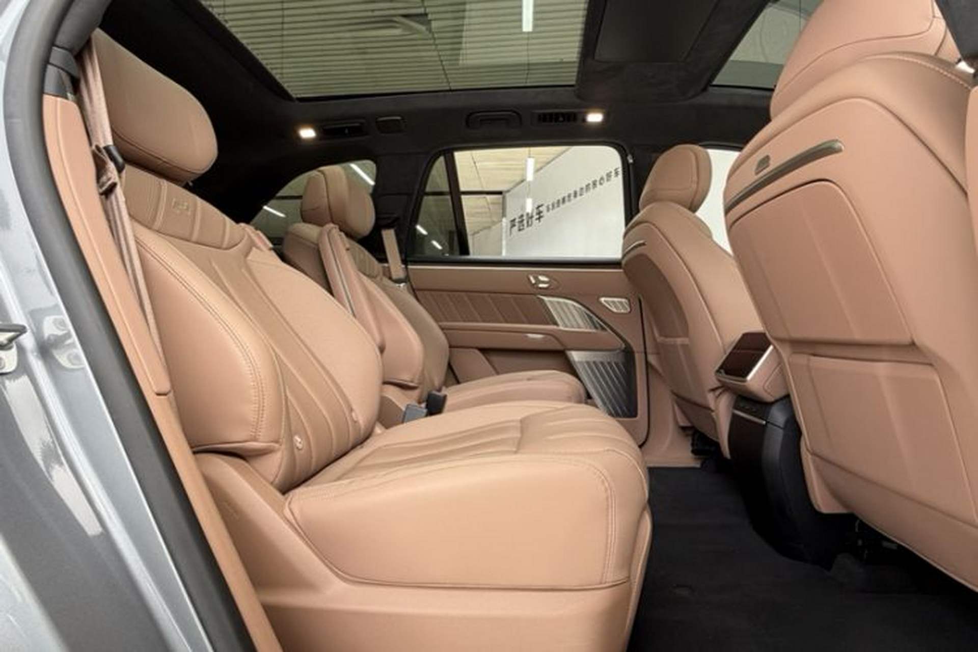 Used ONVO Luxeed L90 2025 Model—Ultra Six-Seater Version Interior 6