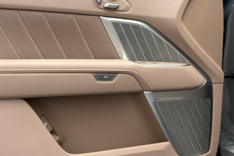 Used ONVO Luxeed L90 2025 Model—Ultra Six-Seater Version Interior 8
