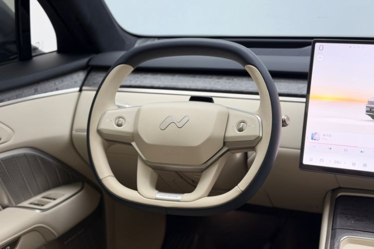 Used ONVO Luxeed L90 2025 Model—Max Six-Seater Version Interior 8