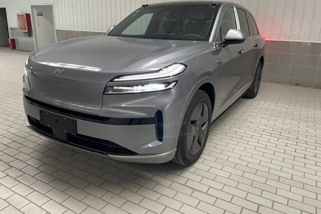 Used ONVO Luxeed L90 2025 Model—Max Six-Seater Version