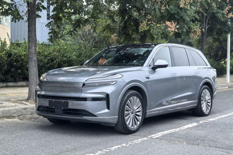 ONVO Luxeed L90 2025 Model Ultra Six-Seater 60-degree Battery Edition