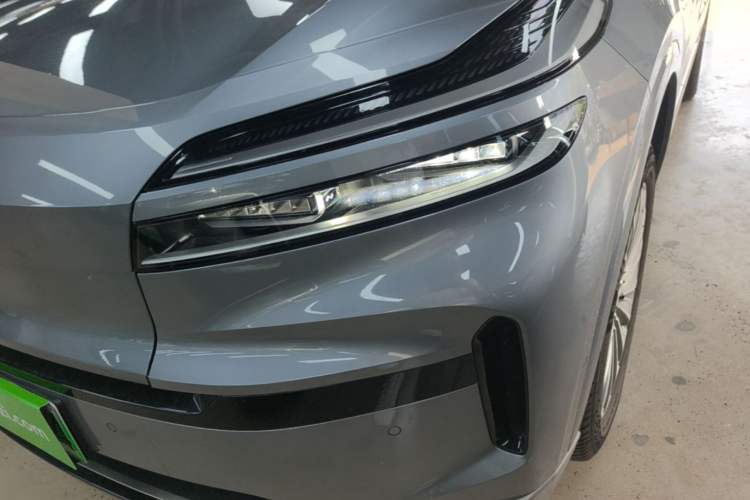 Used ONVO Luxeed L90 2025 Model Ultra Six-Seater 60-degree Battery Edition Left Front Headlight