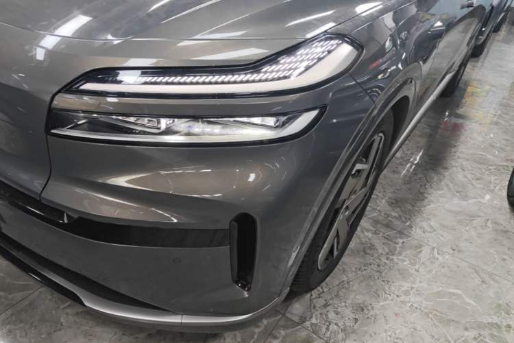 Used ONVO Luxeed L90 2025 Model Ultra Six-Seater 60-degree Battery Edition Left Front Headlight