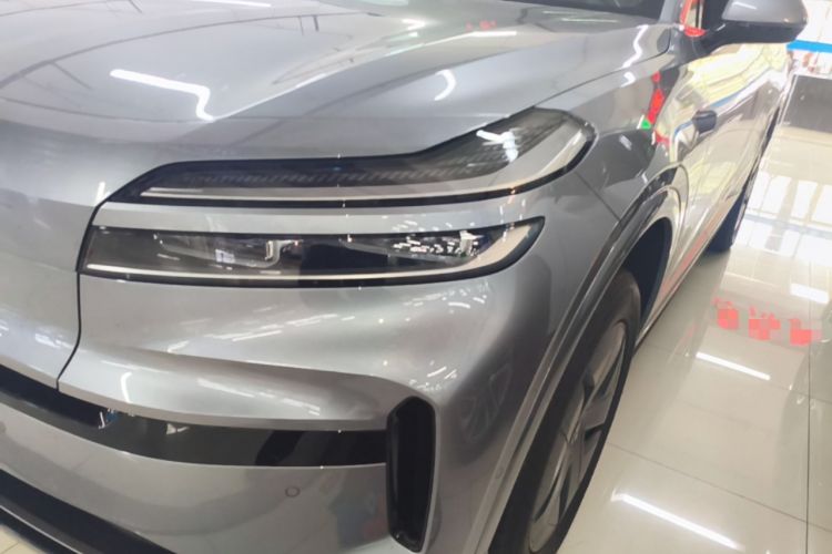 Used ONVO Luxeed L90 2025 Model—Max Six-Seater Version Left Front Headlight