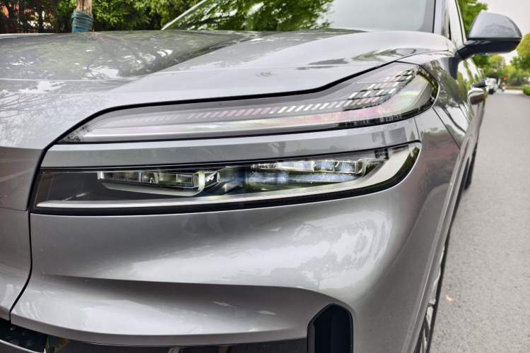 Used ONVO Luxeed L90 2025 Model—Max Six-Seater Version Left Front Headlight