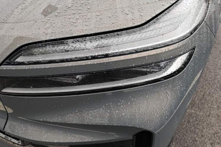 Used ONVO Luxeed L90 2025 Model—Ultra Six-Seater Version Left Front Headlight