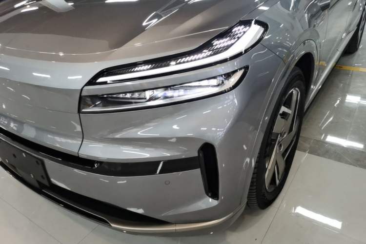 Used ONVO Luxeed L90 2025 Model—Ultra Six-Seater Version Left Front Headlight
