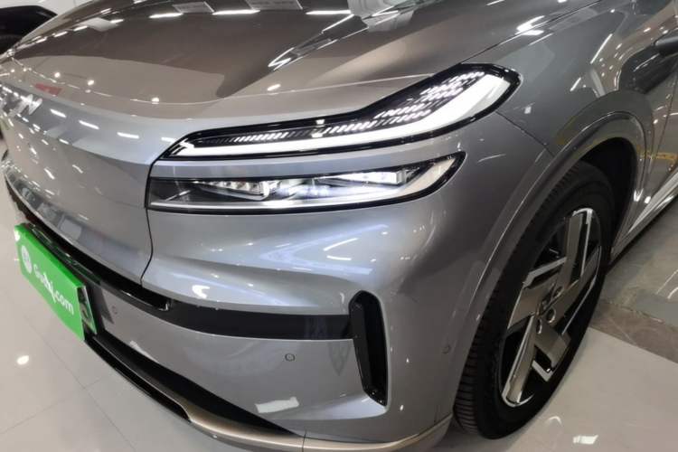 Used ONVO Luxeed L90 2025 Model Max Six-Seater 60-degree Battery Edition Left Front Headlight