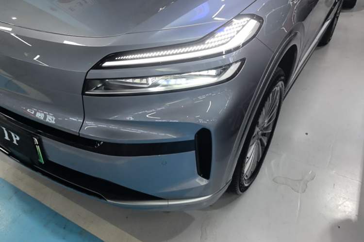 Used ONVO Luxeed L90 2025 Model—Max Six-Seater Version Left Front Headlight