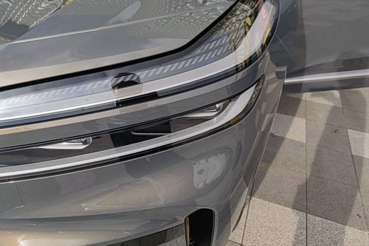 Used ONVO Luxeed L90 2025 Model—Max Six-Seater Version Left Front Headlight