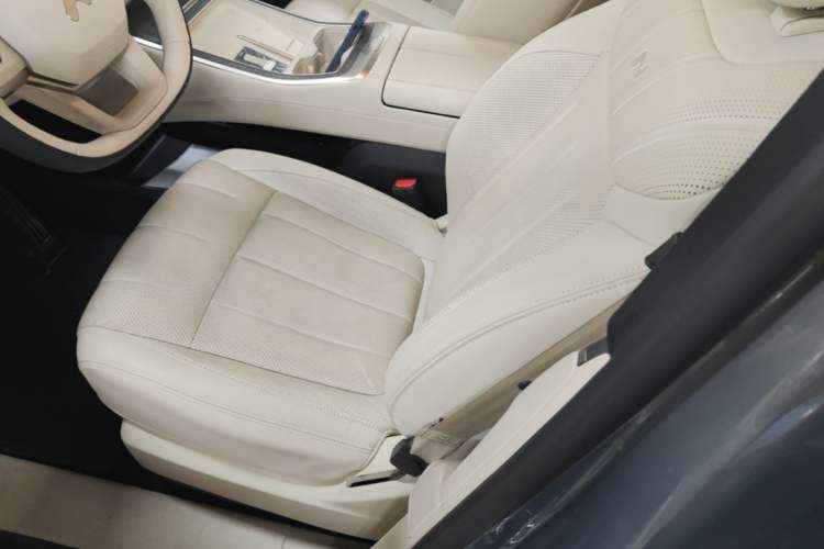 Used ONVO Luxeed L90 2025 Model Ultra Six-Seater 60-degree Battery Edition Left Front Seat