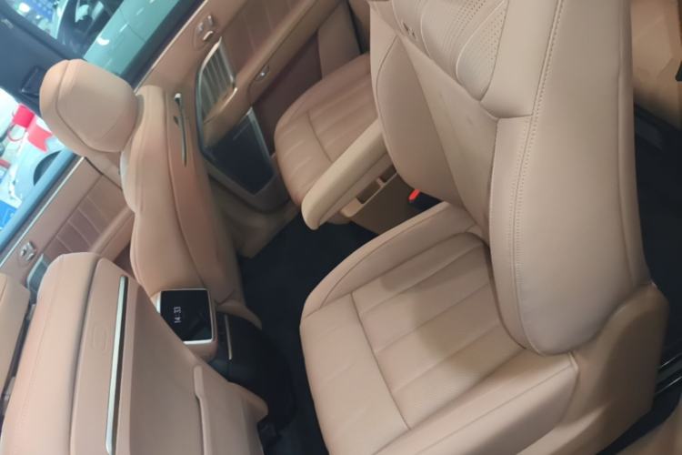 Used ONVO Luxeed L90 2025 Model—Max Six-Seater Version Left Rear Seat