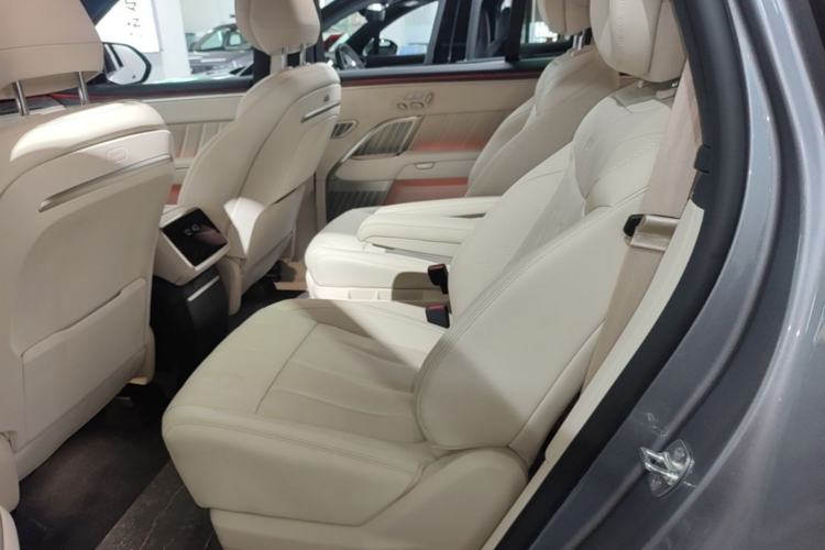 Used ONVO Luxeed L90 2025 Model—Ultra Six-Seater Version Left Rear Seat