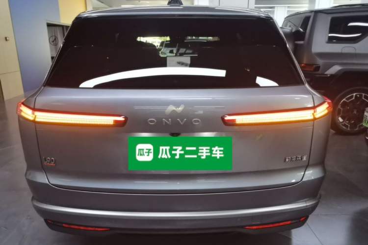 Used ONVO Luxeed L90 2025 Model—Ultra Six-Seater Version Rear