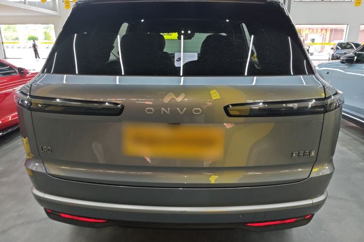 Used ONVO Luxeed L90 2025 Model—Max Six-Seater Version Rear