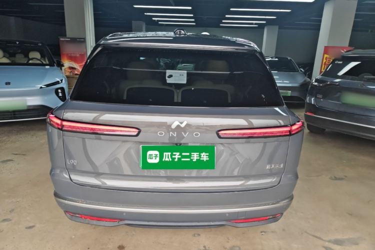 Used ONVO Luxeed L90 2025 Model—Ultra Six-Seater Version Rear