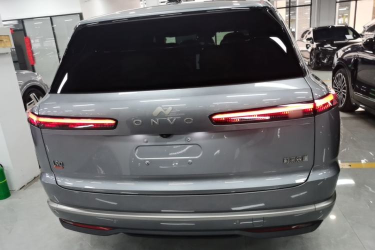 Used ONVO Luxeed L90 2025 Model—Ultra Six-Seater Version Rear